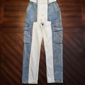 Pacsun two toned high rise cargo relaxed size 24 jeans